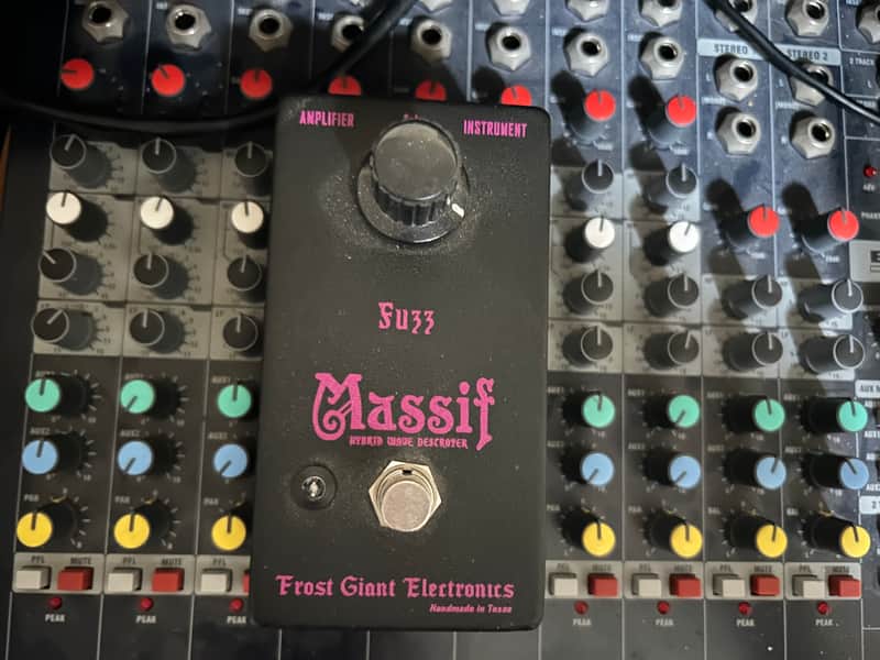 Frost Giant Electronics Massif 2010s - Black image 1