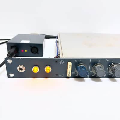 Original Neve 1064 mic pre / 3 band eq housed in a older brent averill face plate 1 ru rack including D.I. / 48v and output trim image 2