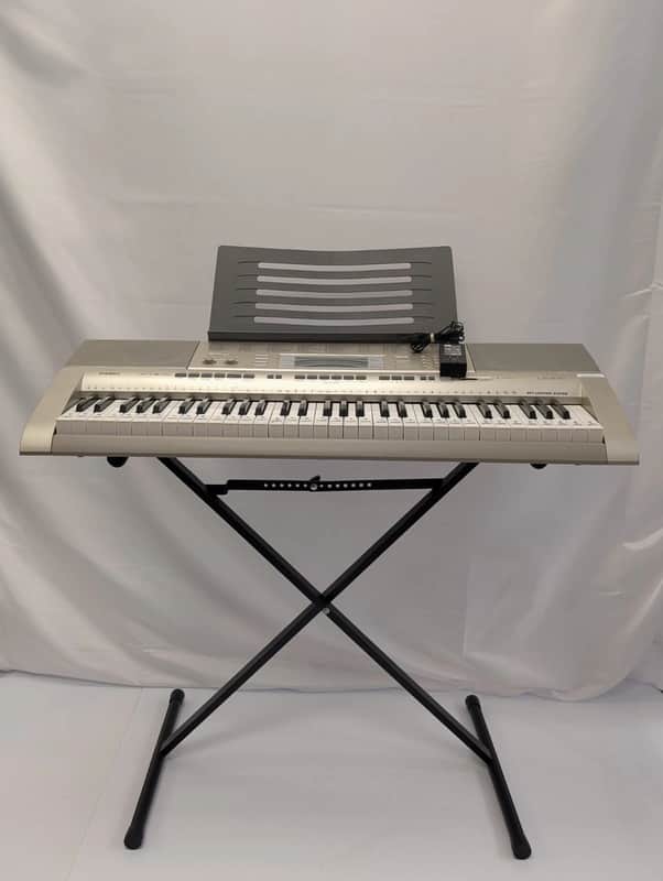 Casio LK-270 61-Key Key-Lighting Keyboard 2010s - Silver image 1