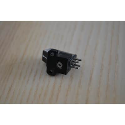 Audio Technica Phono Cartridge Body Even Output Both Channels Requires Stylus image 4