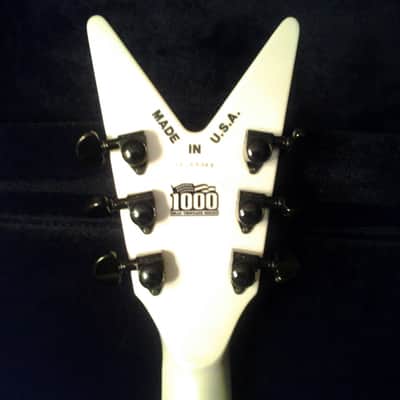 Dean Flying V- USA Metallic White image 3