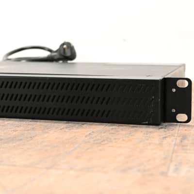 Middle Atlantic UPS-S500R Select Series Uninterruptible Power Supply CG01KHG Bild 2