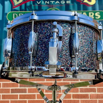 Gretsch 1 of 1 Renown Maple 6.5x14 Snare Drum Peacock Black Galaxy Sparkle image 4