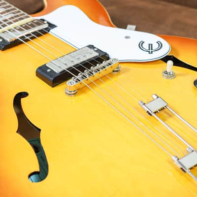 Epiphone Riviera Korea | Royal Tan image 4