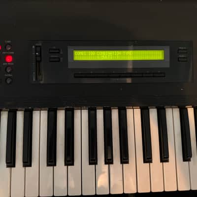 Korg M1 61-Key Synth Music Workstation 1990s - Black image 2