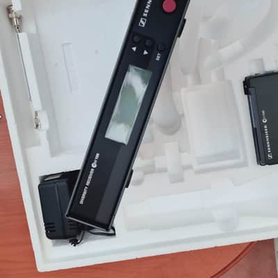 Sennheiser 🎧 Sennheiser EM 100 Receiver + SK 100 Bodypack Transmitter – 790–820 MHz image 12