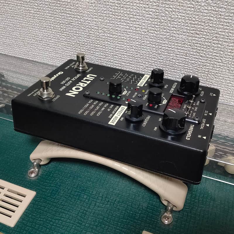 Guyatone GST-U05 Ultron Hybrid Optical Envelope Filter Auto Wah