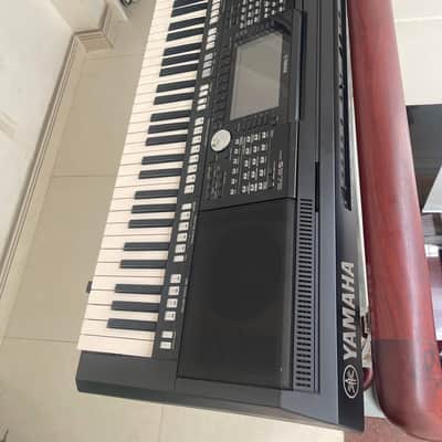 Yamaha PSR-S975 61-Key Arranger Workstation 2010s - Black