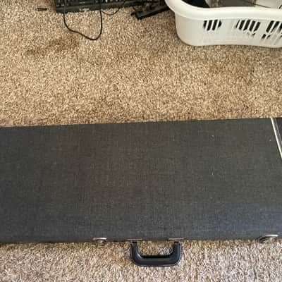 ESP LTD Viper-400 Baritone 2019 - Present - Black Satin image 8