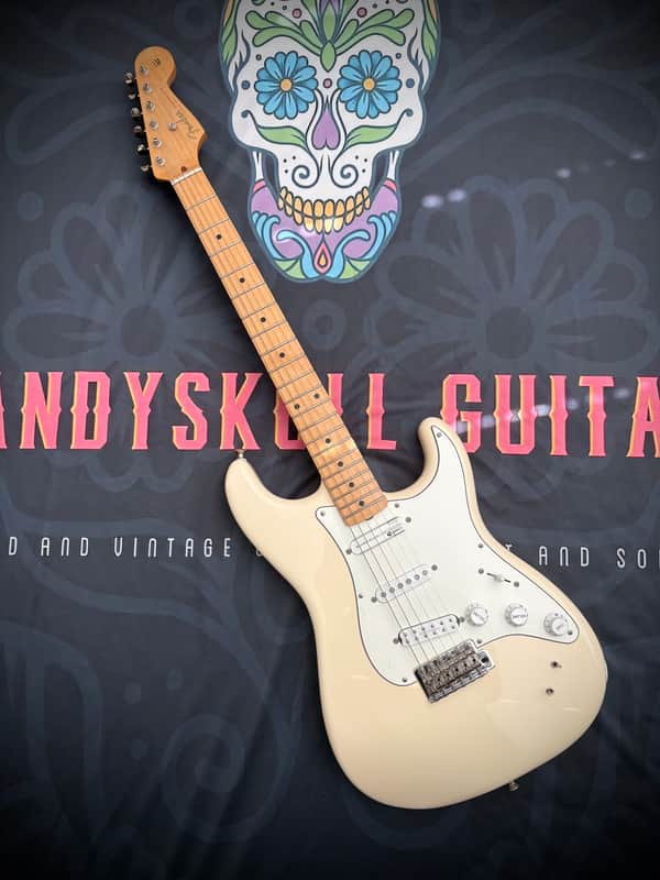 Fender Ed O'Brien Artist Series Signature EOB Stratocaster 2018 - 2025 - Olympic White image 1