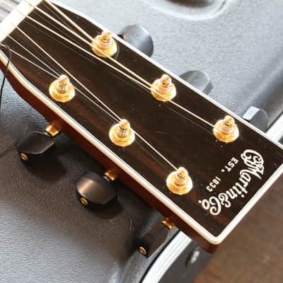 2009 Martin OMC Aura Cutaway Natural Acoustic/ Electric Guitar + OHSC image 11