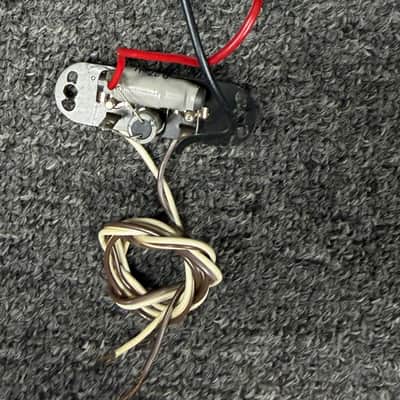 Realistic 40-1310B Super Tweeter Replacement Speaker - Pair image 2