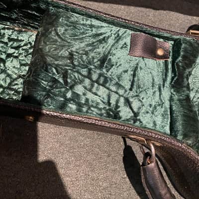 Gypsy Jazz Guitar Case - Damage on the corner!  Black exterior/Green interior image 2