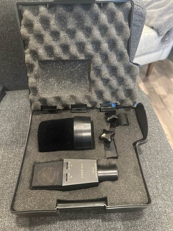 AKG C414 B ULS Large Diaphragm Multipattern Condenser Microphone 1990s - Black image 1
