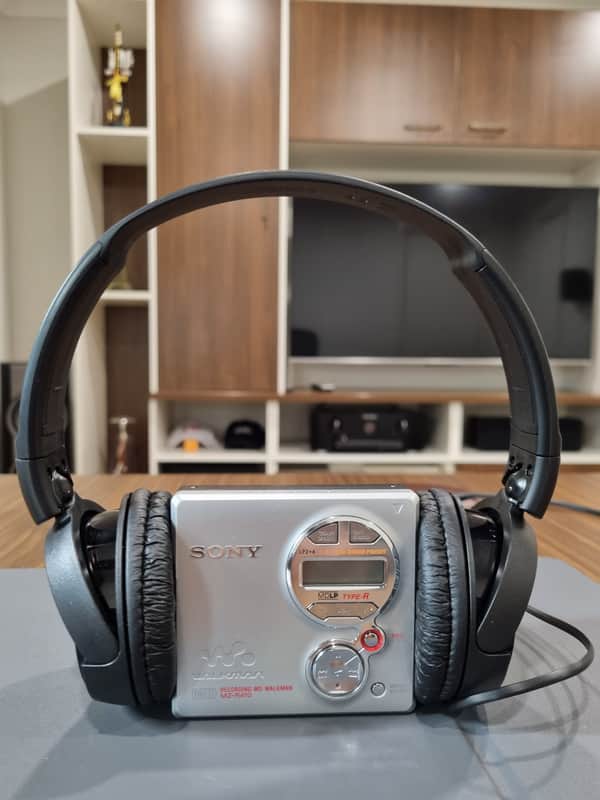 Sony Minidisc player/ recorder WM MZ-R410 image 1