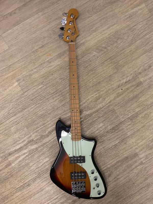 Fender Player Plus Active Meteora Bass 2022 - Present - 3-Color Sunburst image 1
