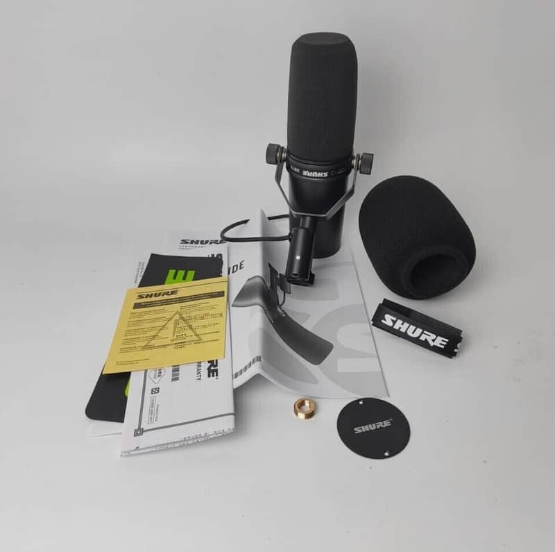 Shure SM7B Cardioid Dynamic Microphone Black image 1