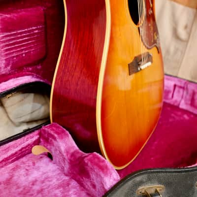 Gibson Hummingbird 1968 - Cherry Sunburst image 9