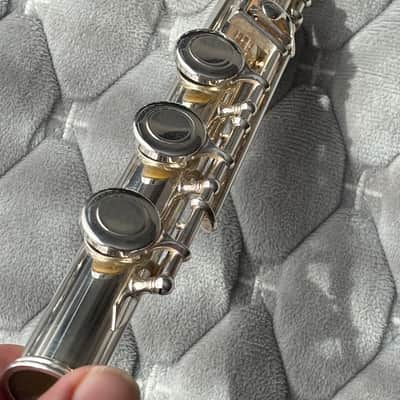 Gemeinhardt 3SHB Open-Hole Flute with Inline G, B-Foot 2010s - Silver-Plated image 10