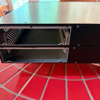 Avid HD I/O Chassis - No Cards image 5