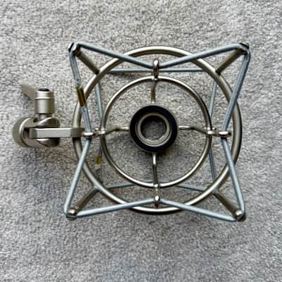 Peluso Microphones P-87 LDC multi-pattern microphone image 6