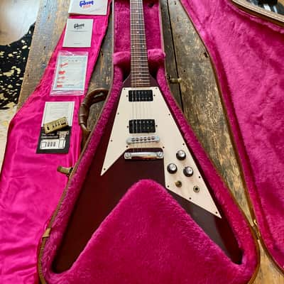 Gibson 1992 Yamano Order Flying V Cherry Fully Original with OHSC and All Docs image 3