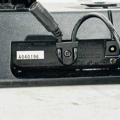 Roland GR-33 2000 - 2004 - Black image 8