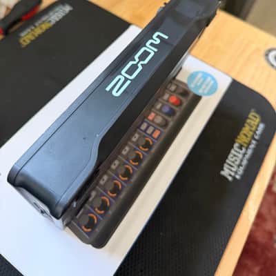 Zoom LiveTrak L6 10-Channel Digital Mixer image 8