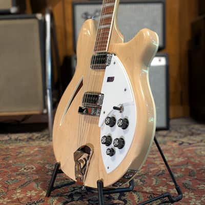Rickenbacker 360/12 2009 - Mapleglo image 6