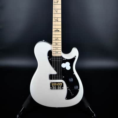 PRS SE NF 53 - Pearl White image 1