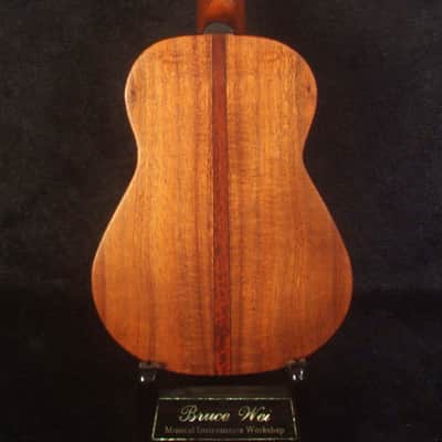 Handcrafted Concert Ukulele, Solid Hawaiian Koa, MOP Inlay, Soft-bag, Bruce Wei UG15-2934 image 6