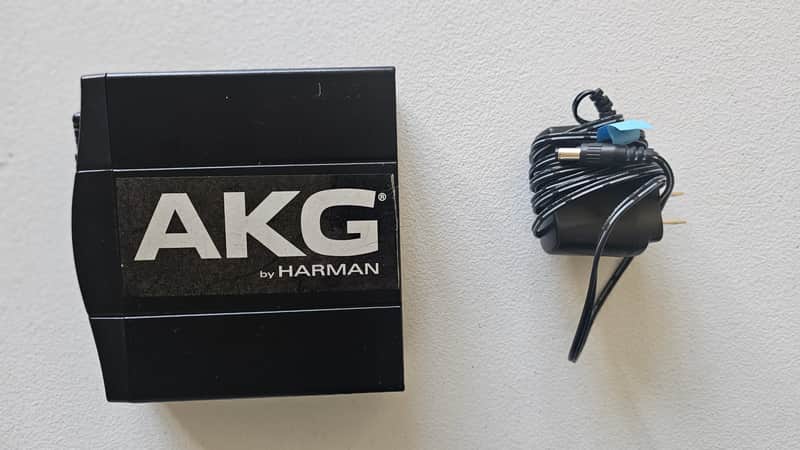 AKG SR40 Mini Pro Stationary Receiver (UNIT ONLY, No Mics) + Cords Bild 1