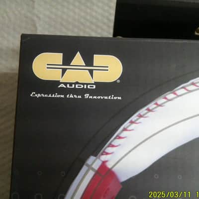 CAD MH510W "Sessions" Professional Closed-Back Studio Headphones 2010s - White/Red image 3
