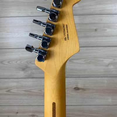 Fender American Ultra Stratocaster Left-Hand Guitar, Rosewood Fingerboard, Arctic Pearl image 13