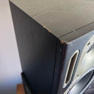 Behringer Truth B2031 8.75" Powered Studio Monitor 2004 - Present - Black image 3