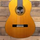 Yamaha GC32C Classical Guitar Natural w/ Gigbag