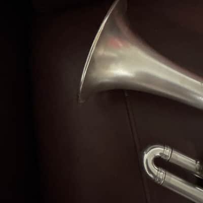 Holton Collegiate Bb Trumpet SN 151453 - Silver plated image 9