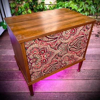 Rotary Connection 1x12 light up loaded guitar speaker cab on legs! Vintage 8 ohm speaker. Semi open. Quality hardwoods. Vintage MCM style. Paisley grill cloth. Heavy duty Switchcraft jack. 2026 - Wood image 16