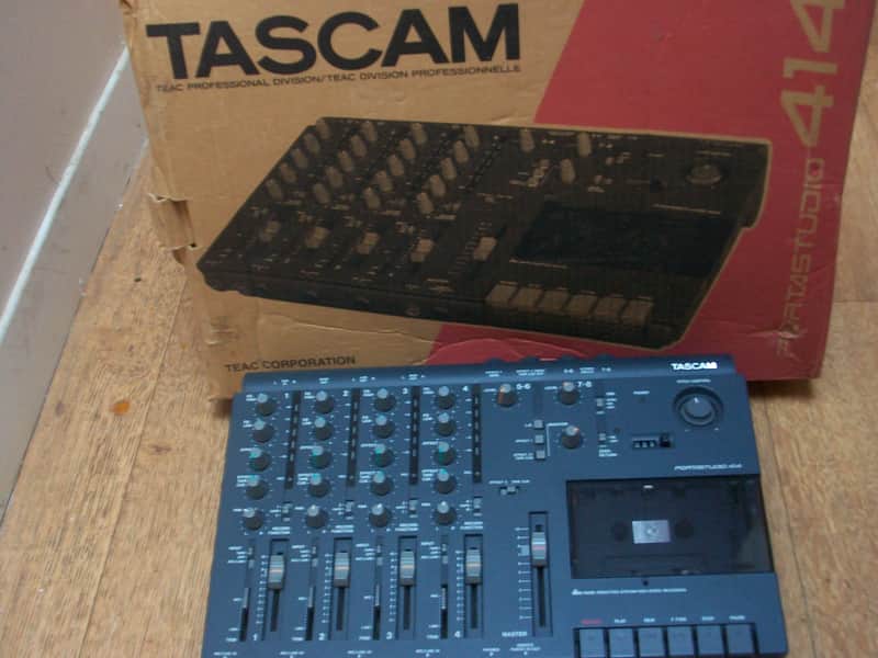 TASCAM 414 1990s - blue image 1
