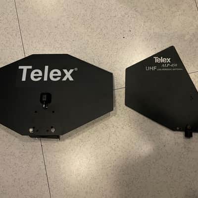 Telex BTR-800 wireless intercom system with multiple beltpacks and many accessories image 6