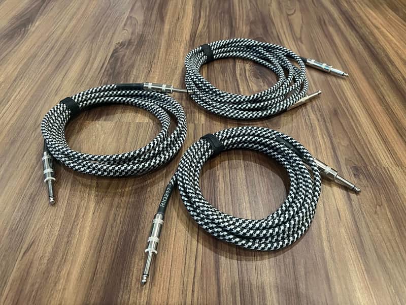 Fender - 10' Instrument Cables - Black/White image 1