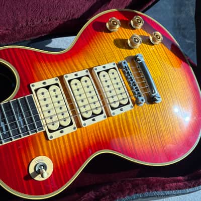 Gibson Custom Shop Ace Frehley ‘The 300’ Signature Les Paul Custom 1997 image 5