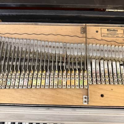 Vintage 1981 Fender Rhodes Mark Two MKII Stage 73 Electric Piano w/ Legs & Pedal image 10