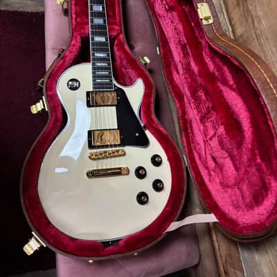 Gibson 70's Les Paul Custom Buttercream w/case image 15