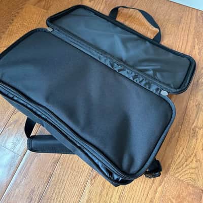 Hotone AGB-2 Ampero Gig Bag Junior Carrying Bag for Ampero Multi-Effects Pedals image 4