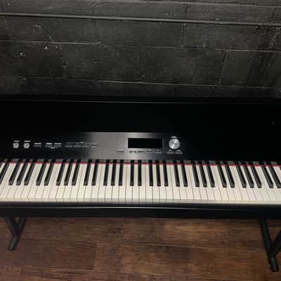 Roland V-Piano 88-Key Digital Piano 2009 - 2012 - Black image 2