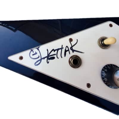 1990 GIBSON RUDOLPH SCHECKNER SIGNATURE FLYING V - SIGNED BY THE SCORPIONS - The David Leach Collect image 6