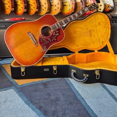 Gibson Custom 1960 Hummingbird Light Aged 2024 - Heritage Cherry Sunburst image 4