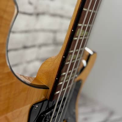 1985 Rickenbacker 4003 - Mapleglo with Black Hardware / Black Trim image 5
