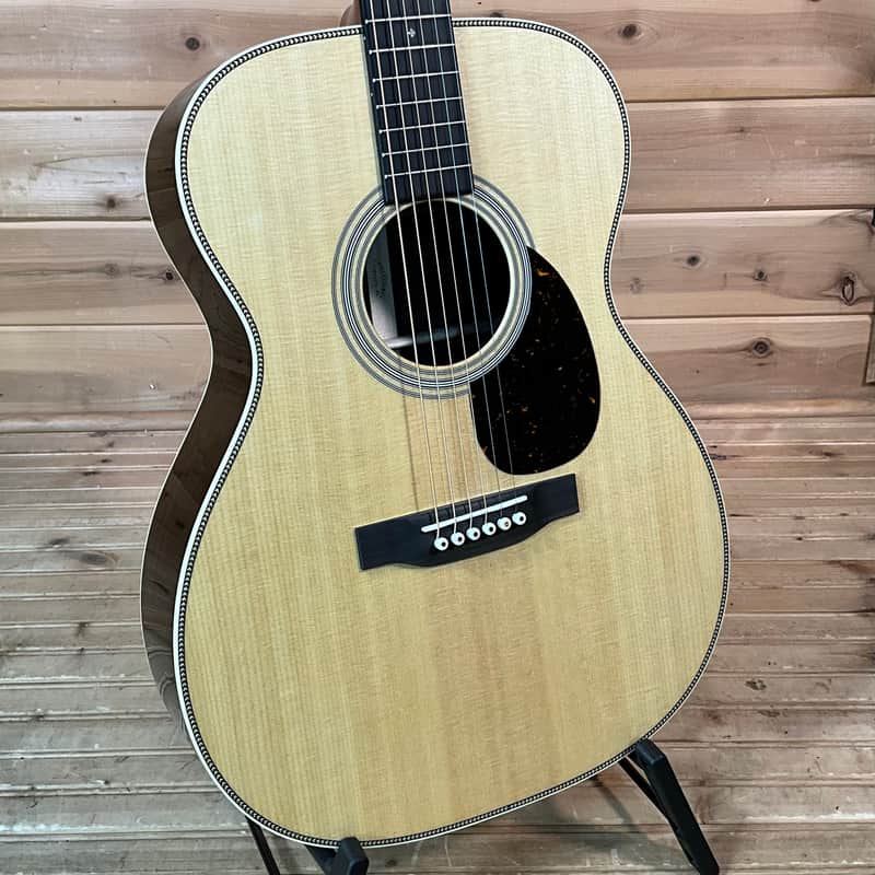 Martin OM-28 Acoustic Guitar - Natural image 1
